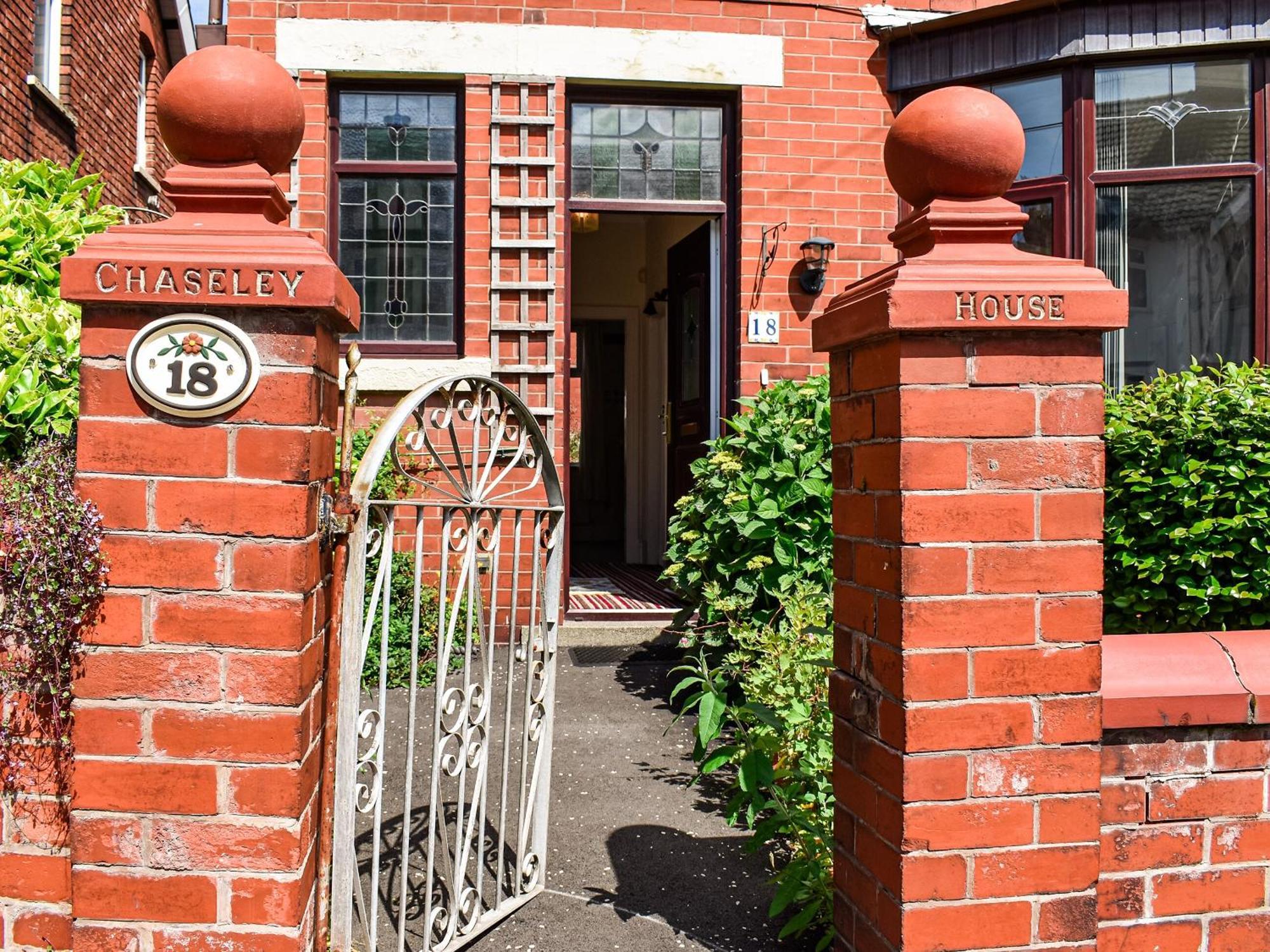 Вилла Chaseley House Блэкпул Экстерьер фото